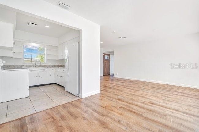 3800 Bobolink Lane - Photo 3