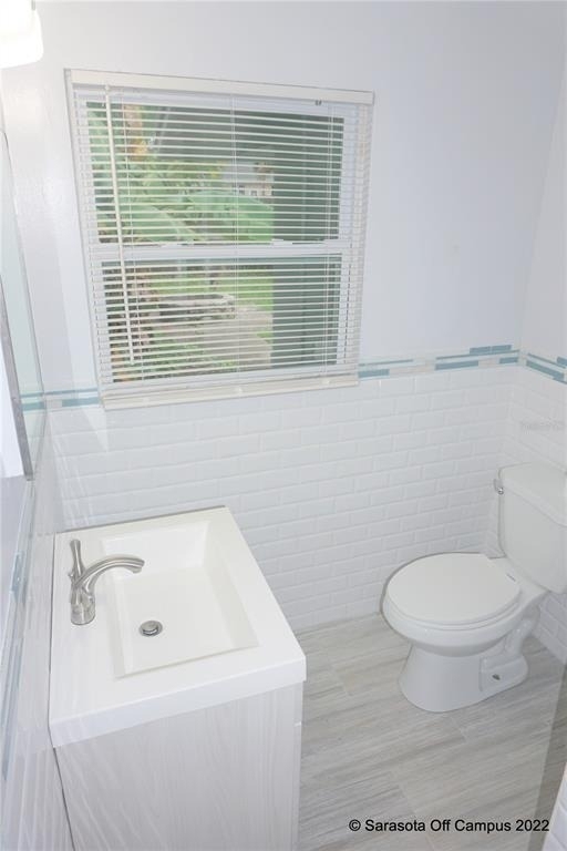 946 40th Street - Photo 19