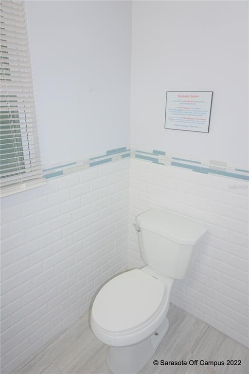 946 40th Street - Photo 21