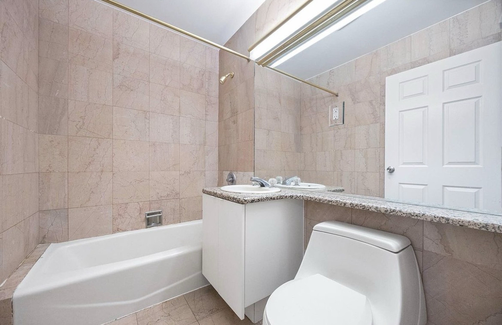 106 Fulton Street - Photo 2