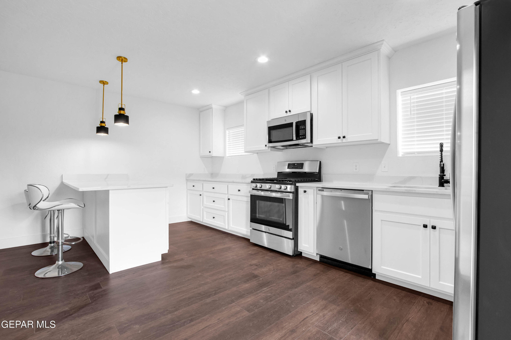611 Mesita Drive - Photo 8