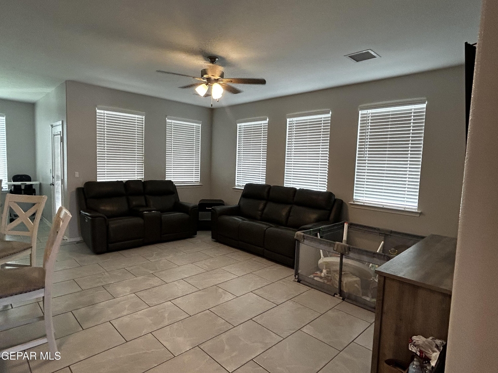 1677 Asbury Street - Photo 21