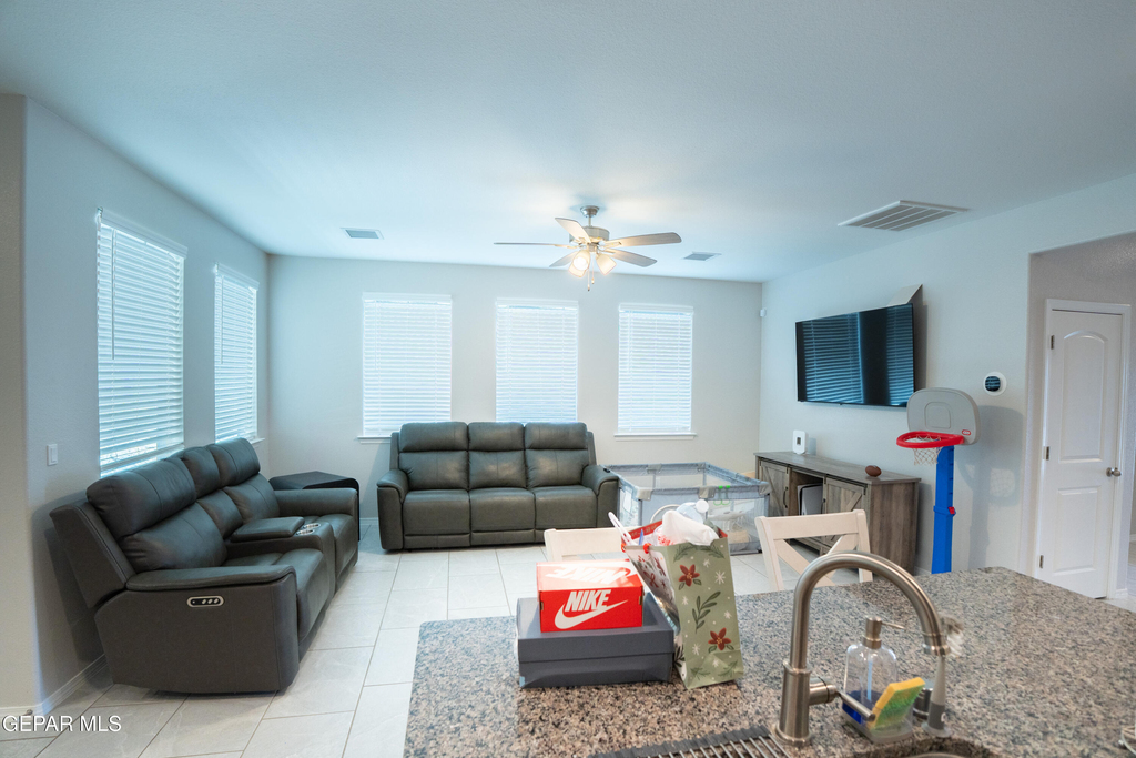 1677 Asbury Street - Photo 12