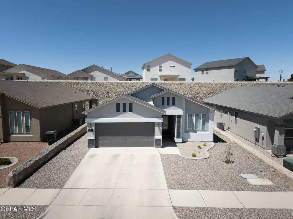 1677 Asbury Street - Photo 3