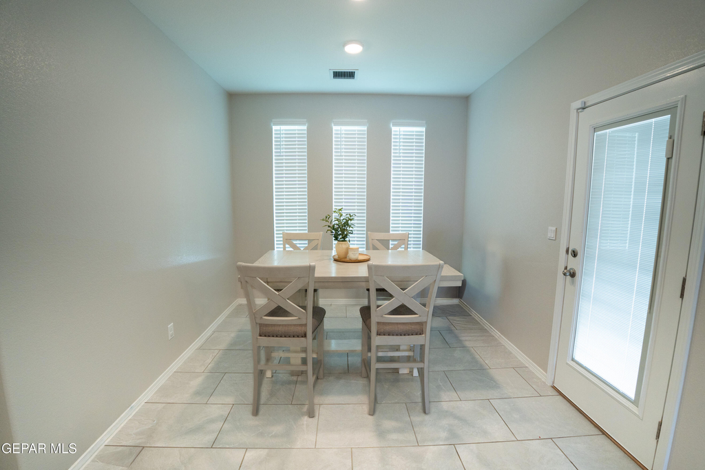 1677 Asbury Street - Photo 14