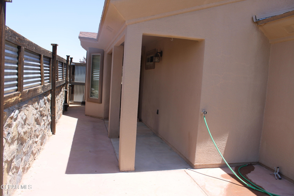 3713 Loma Esteban Drive - Photo 23