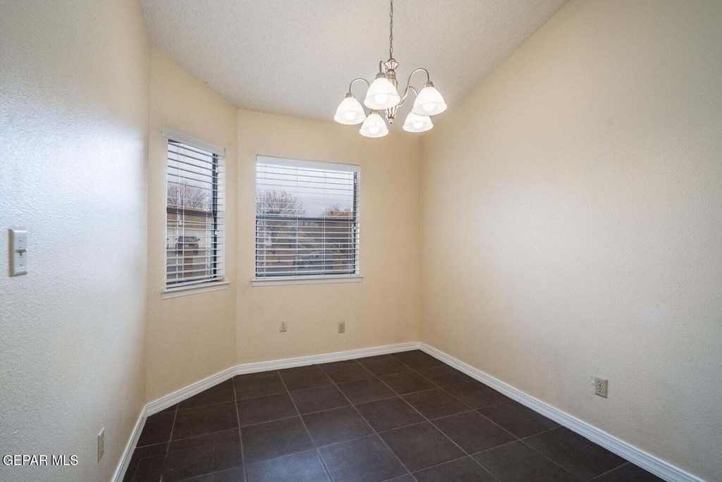 1557 Common Drive - Photo 12