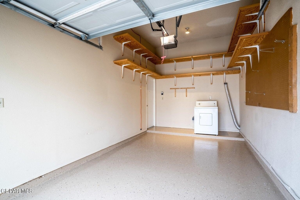 1557 Common Drive - Photo 18