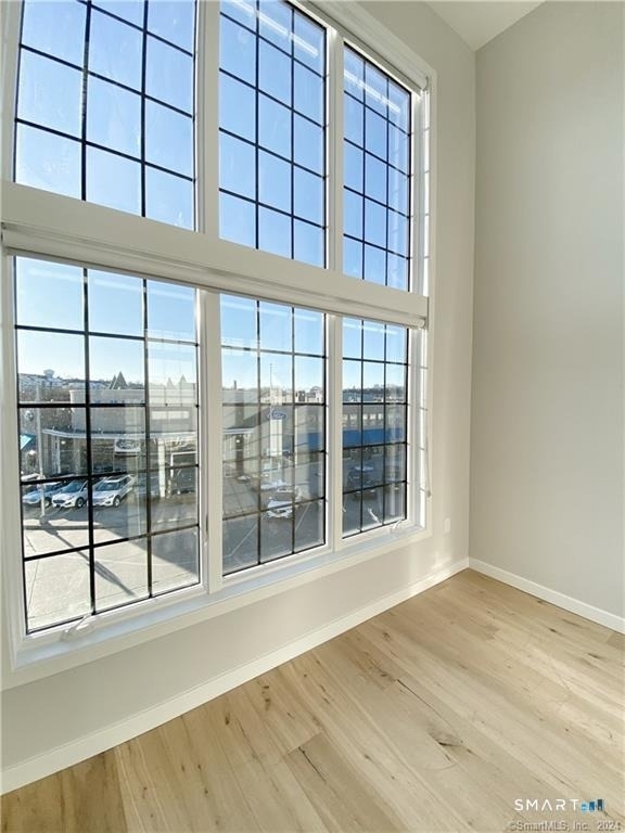 32 Main Street - Photo 2