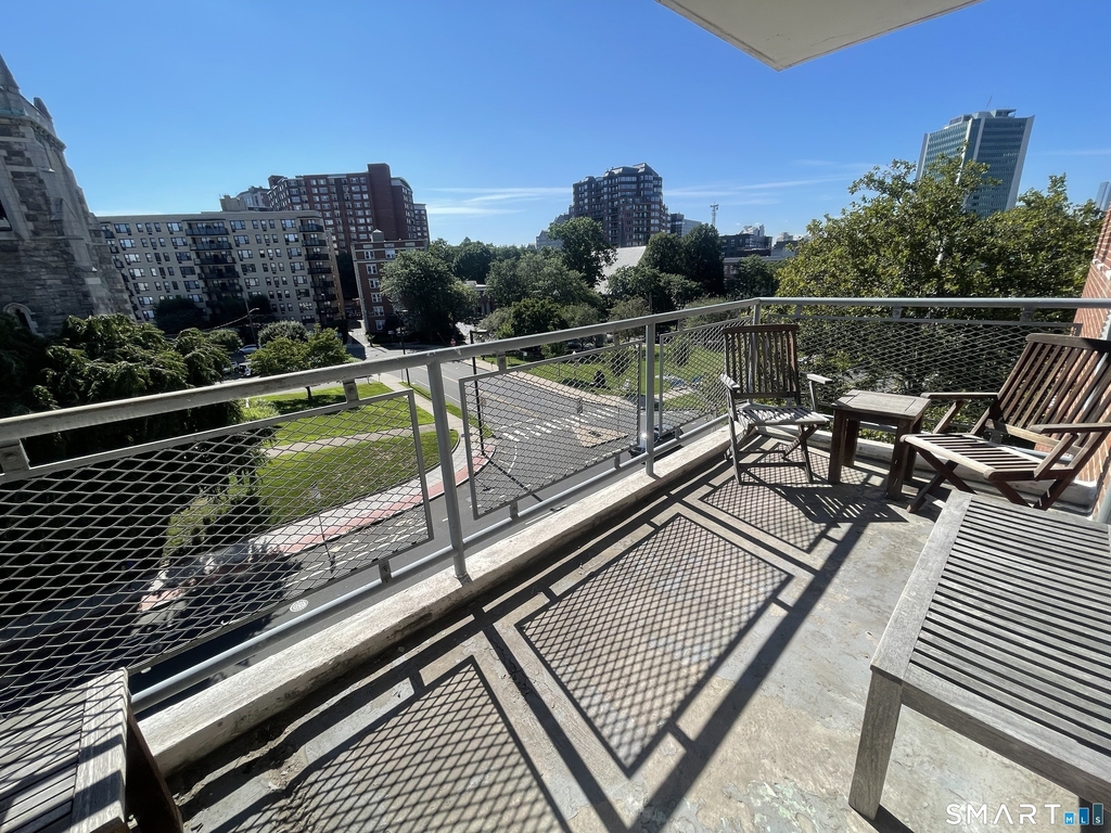 444 Bedford Street - Photo 0