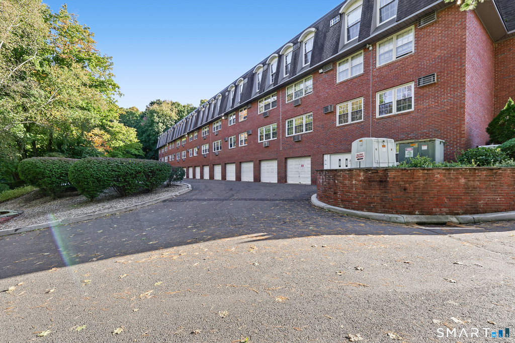34a Padanaram Road - Photo 16