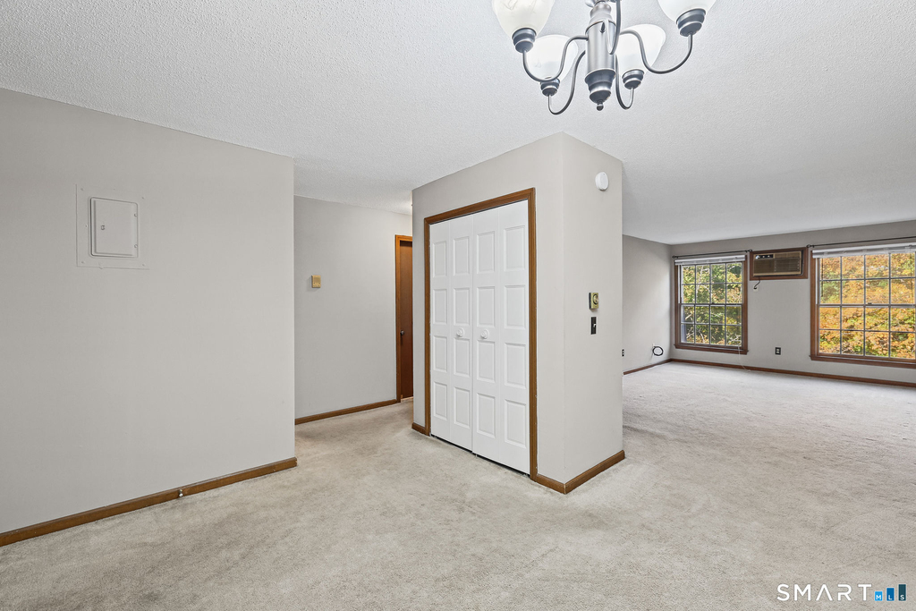 34a Padanaram Road - Photo 3