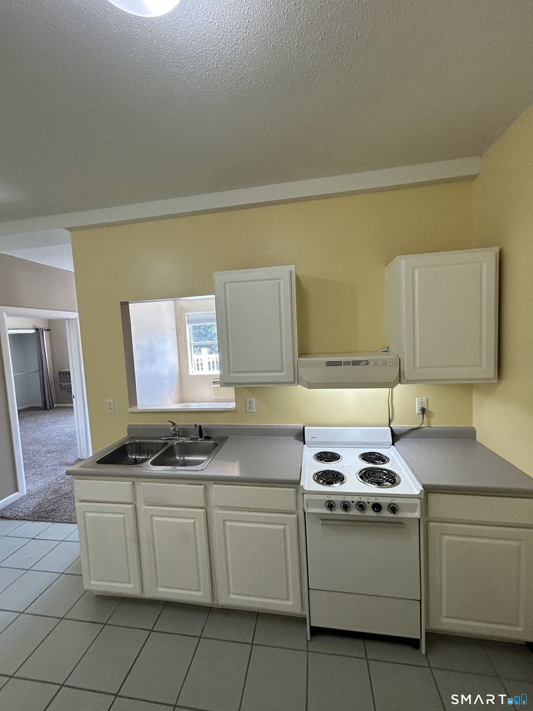 1064 Poquonnock Road - Photo 7