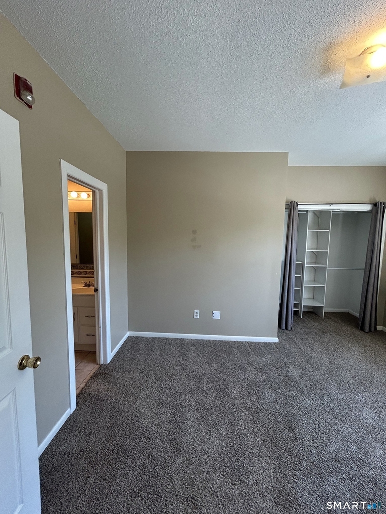 1064 Poquonnock Road - Photo 15