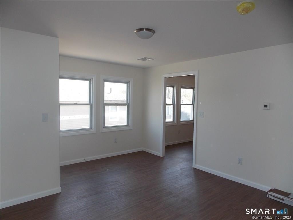 94 Lebanon Avenue - Photo 6