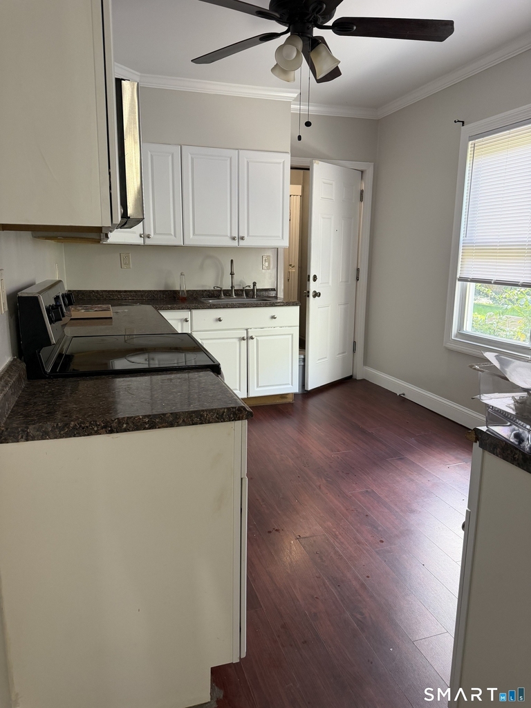 73 Bliss Street - Photo 2