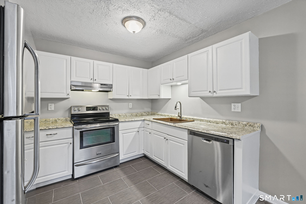 6 Irving Place - Photo 10