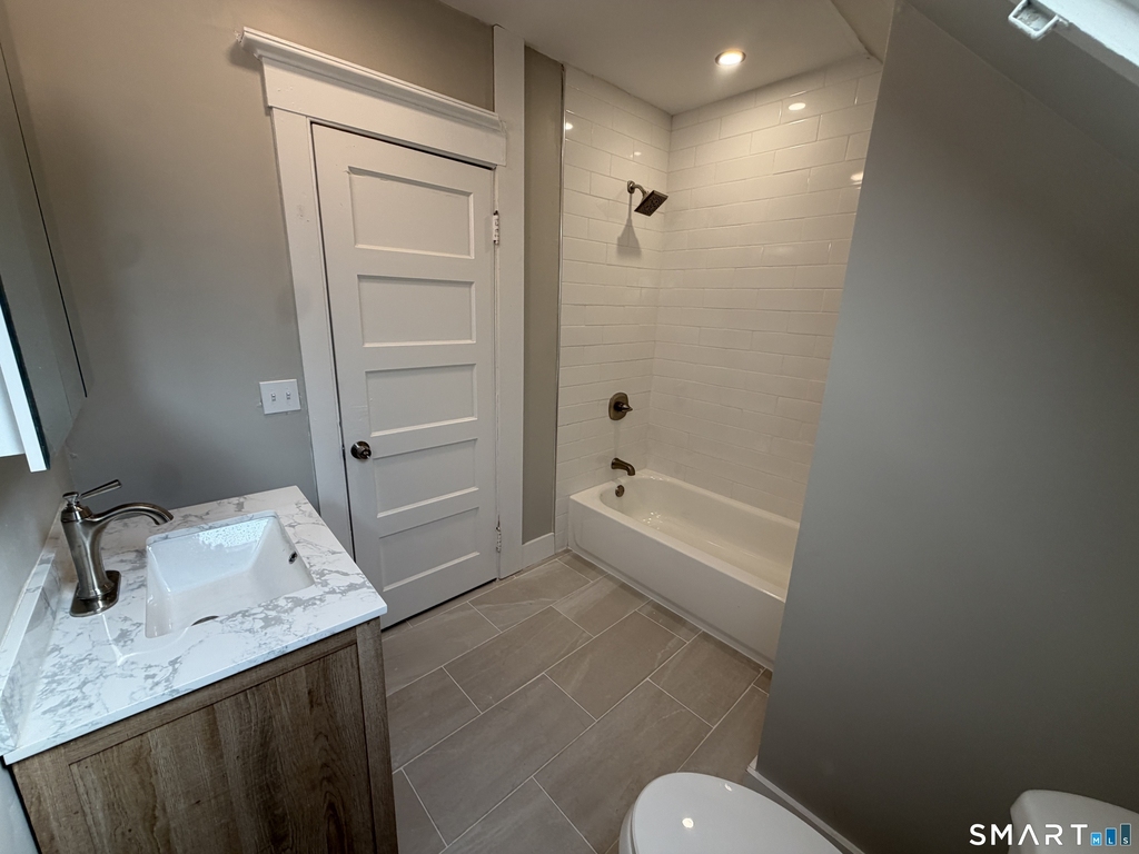 54 Hubinger Street - Photo 15