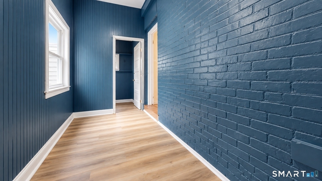 17 Bond Street - Photo 10