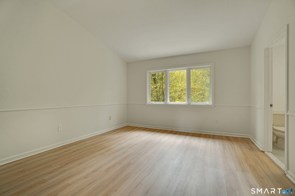 12 Boulevard Drive - Photo 11