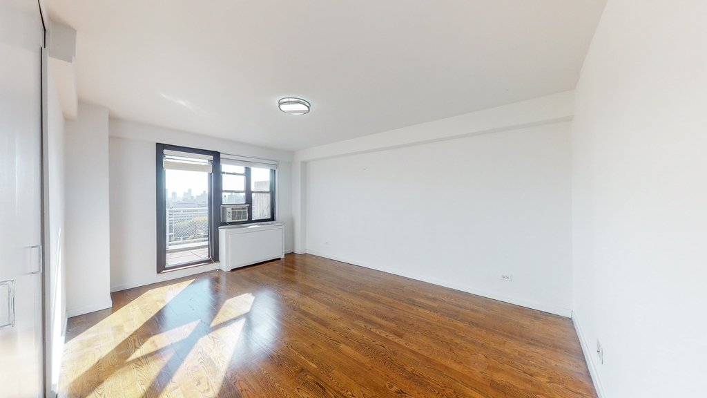 145 East 16th Street - Photo 3