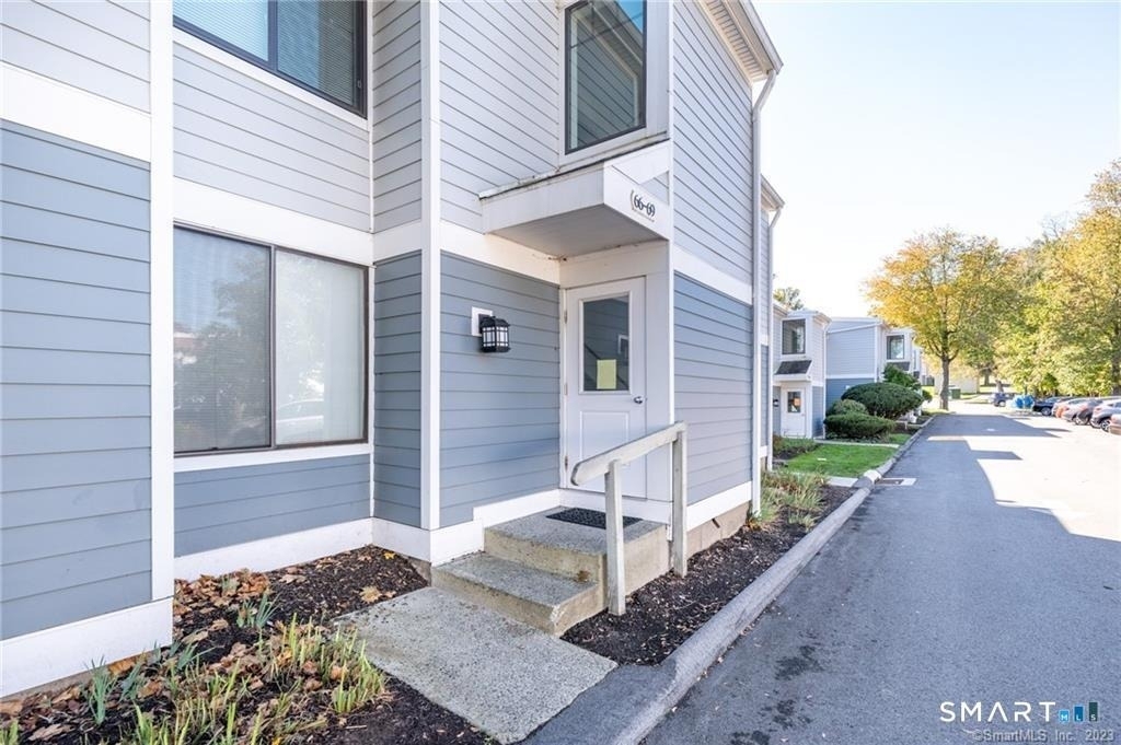 69 Olcott Way - Photo 0