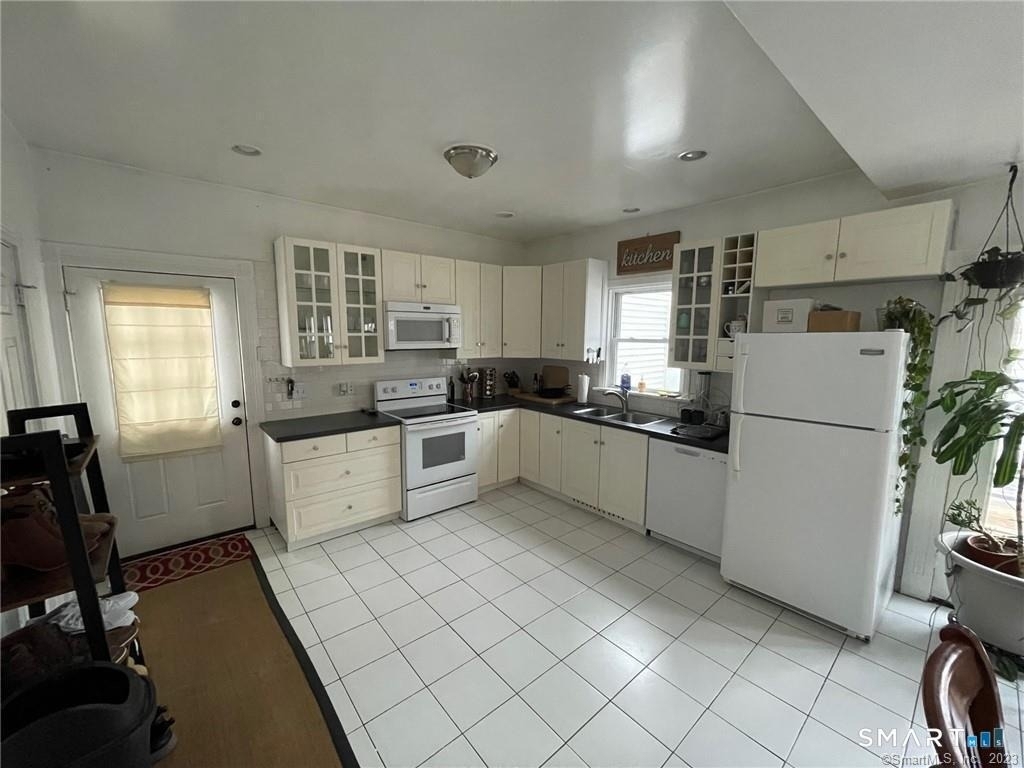 12 Maple Street - Photo 7