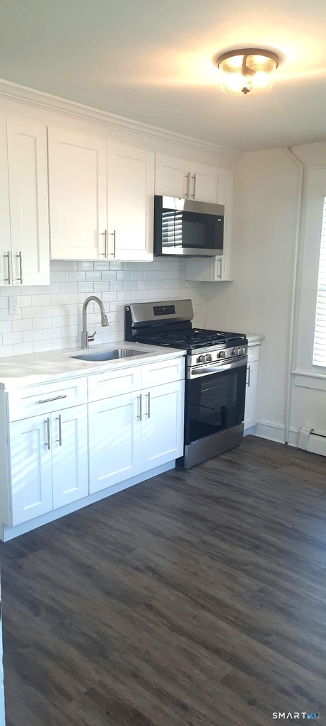 144 Colonial Road - Photo 19
