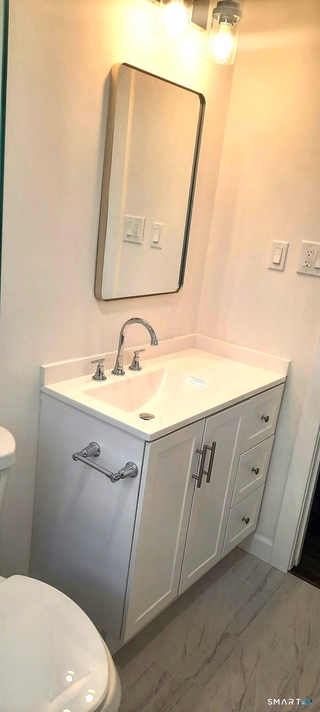 144 Colonial Road - Photo 12