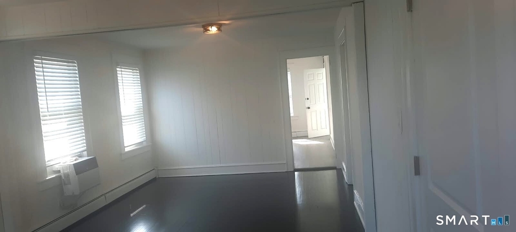 144 Colonial Road - Photo 27