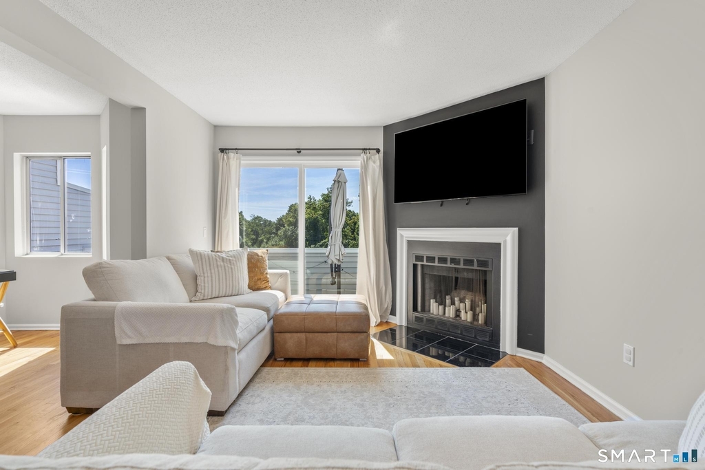 18 Tulip Drive - Photo 11