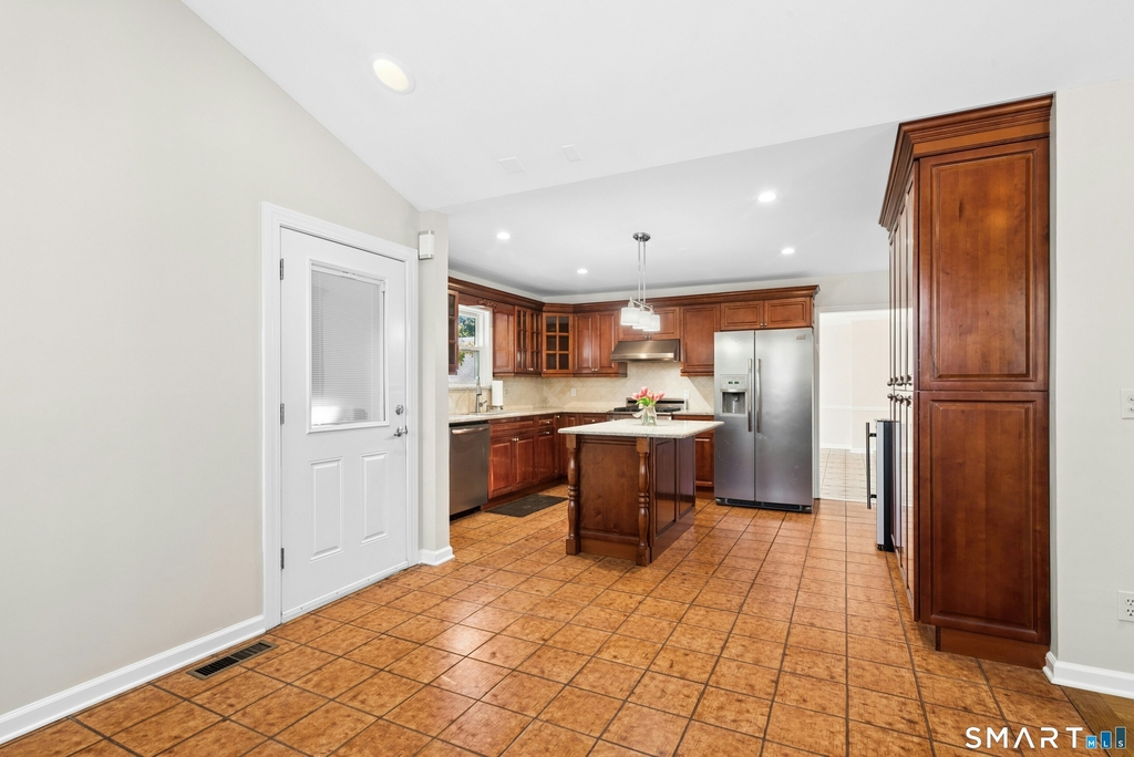 375 Hope Street - Photo 12