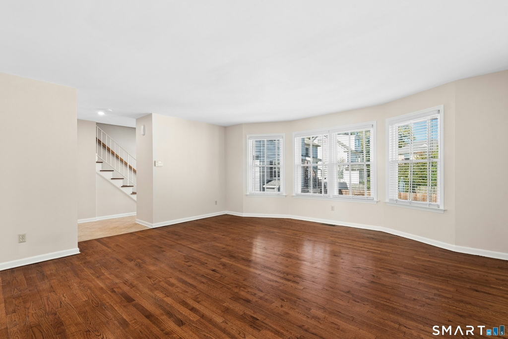 375 Hope Street - Photo 5