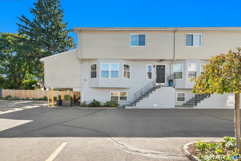 375 Hope Street - Photo 0