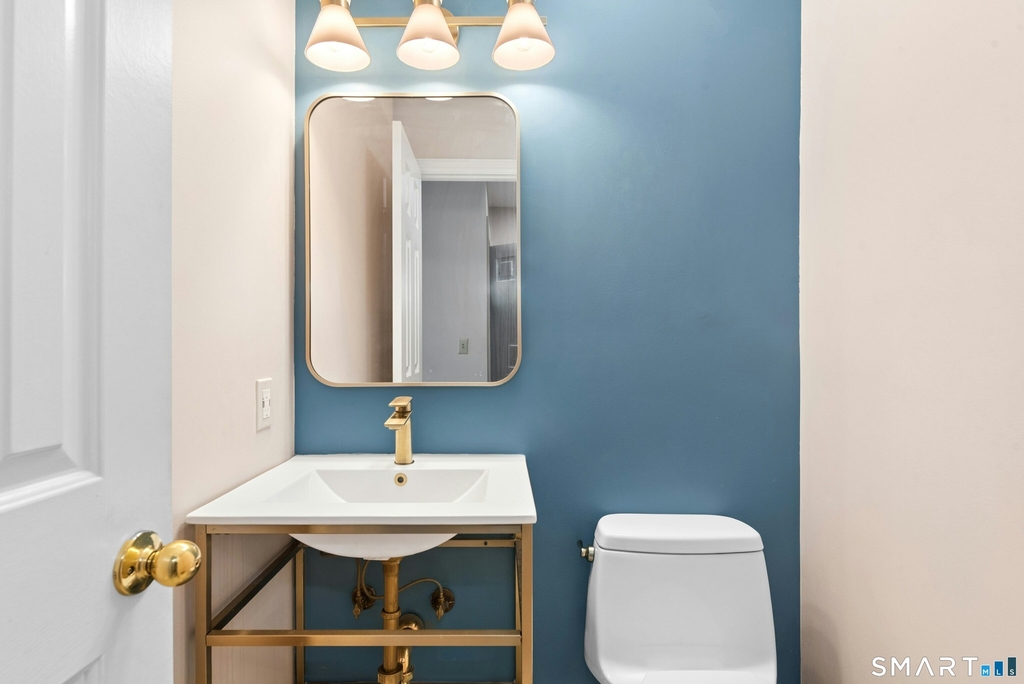375 Hope Street - Photo 16