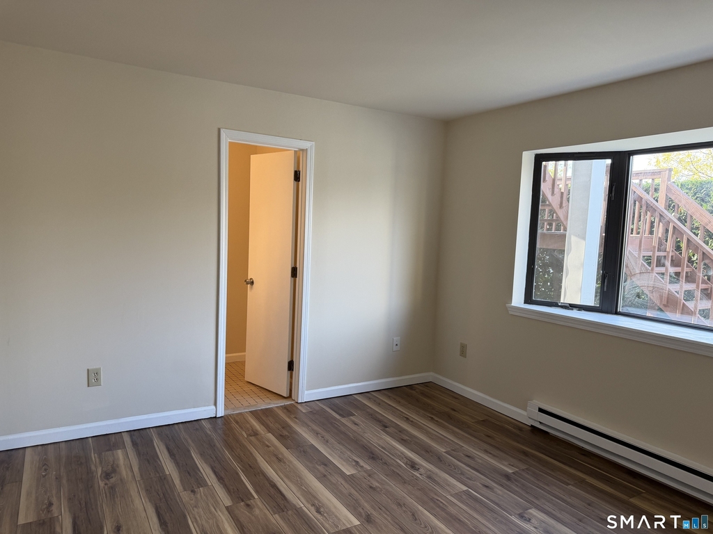15 Lee Avenue - Photo 4