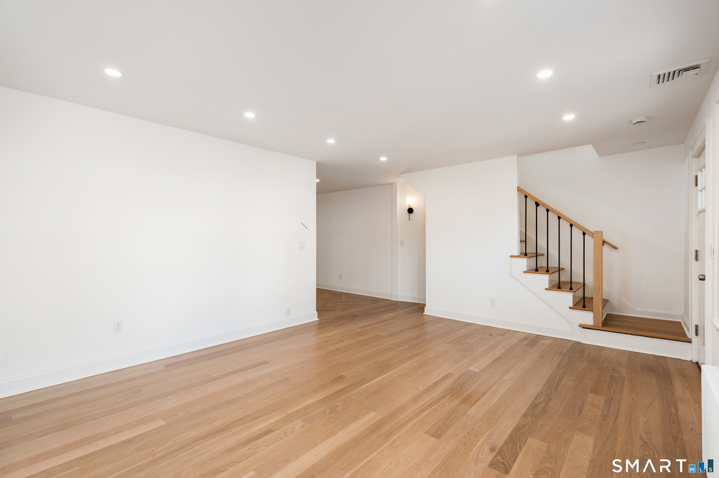 3 Devon Avenue - Photo 7