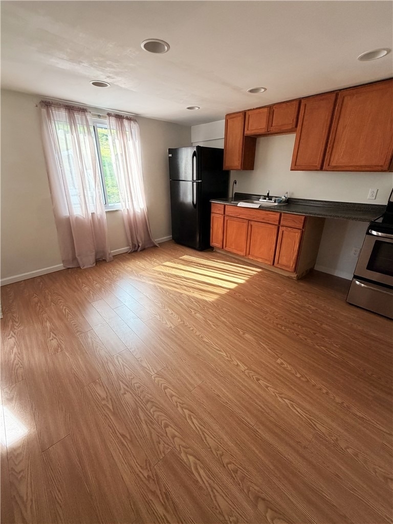 61 Pointview Rd - Photo 3
