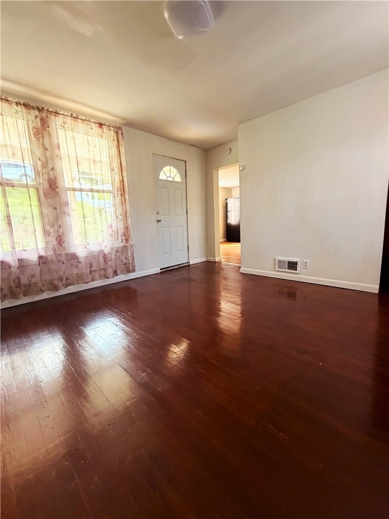 61 Pointview Rd - Photo 1