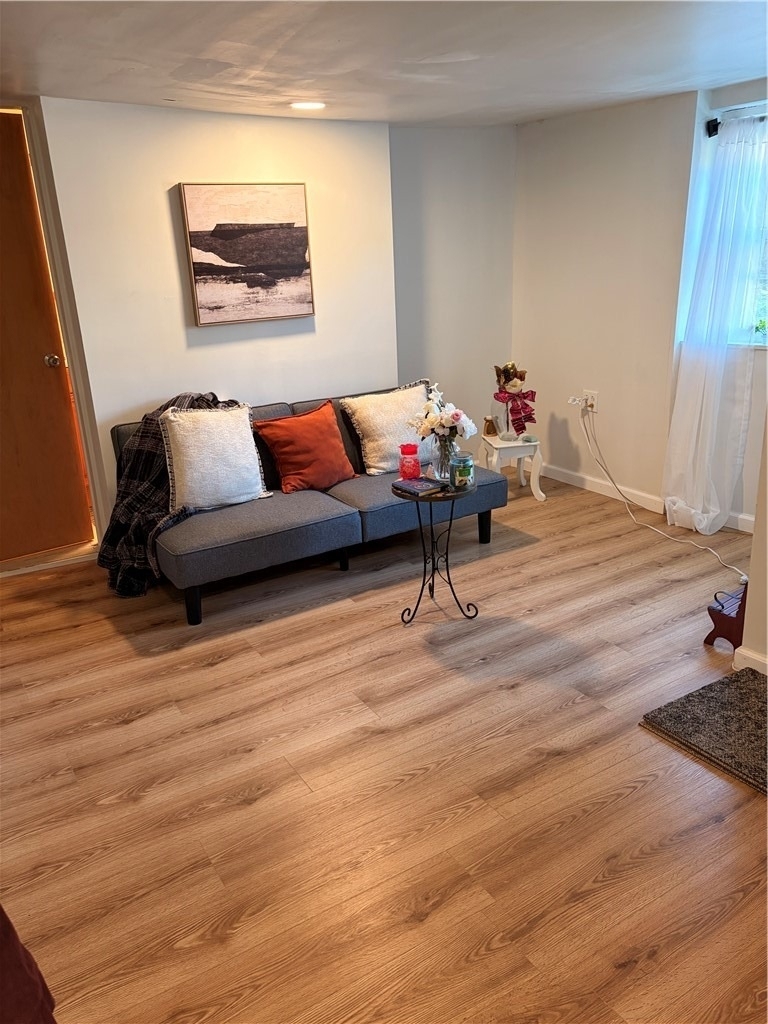 61 Pointview Rd Unit A - Photo 3