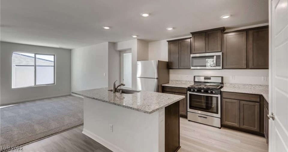 610 Abrazar Avenue - Photo 8