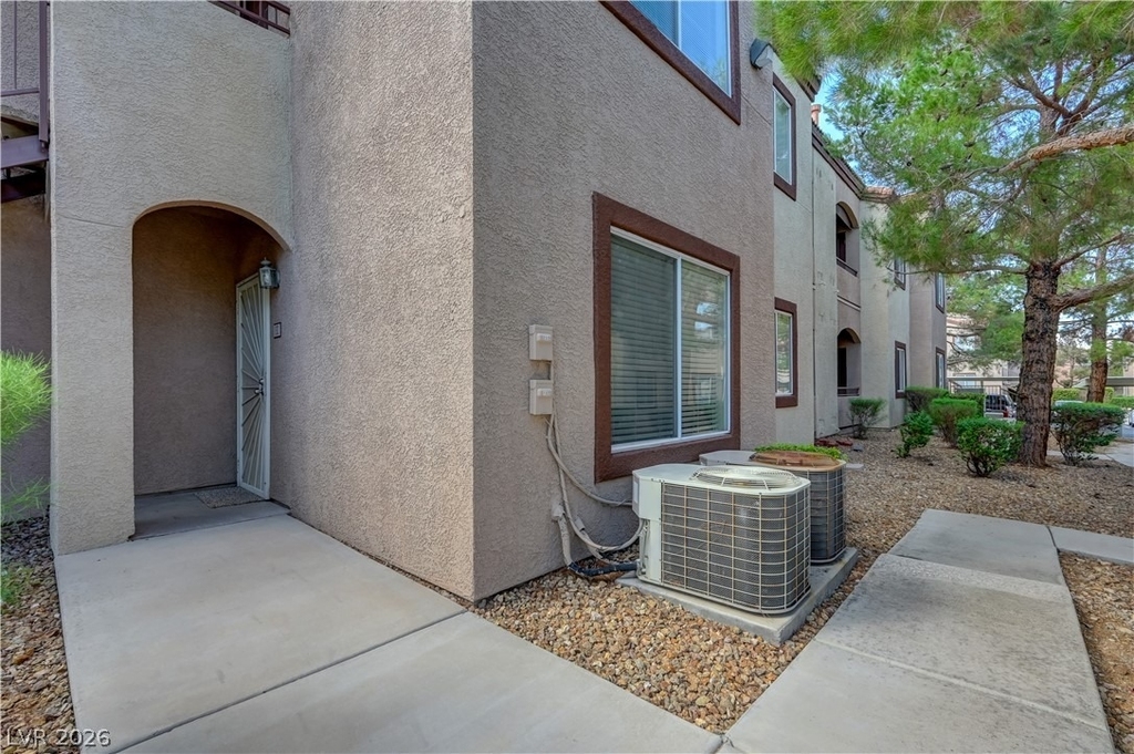 9580 W Reno Avenue - Photo 35
