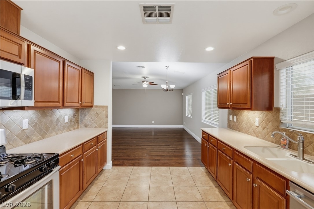 7804 Corn Lily Court - Photo 14