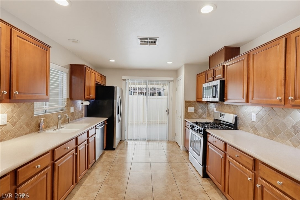 7804 Corn Lily Court - Photo 13
