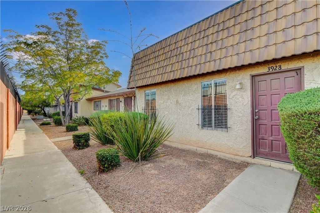3928 Torsby Place - Photo 2