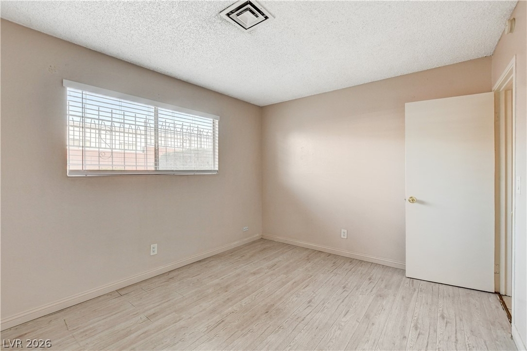 3928 Torsby Place - Photo 14
