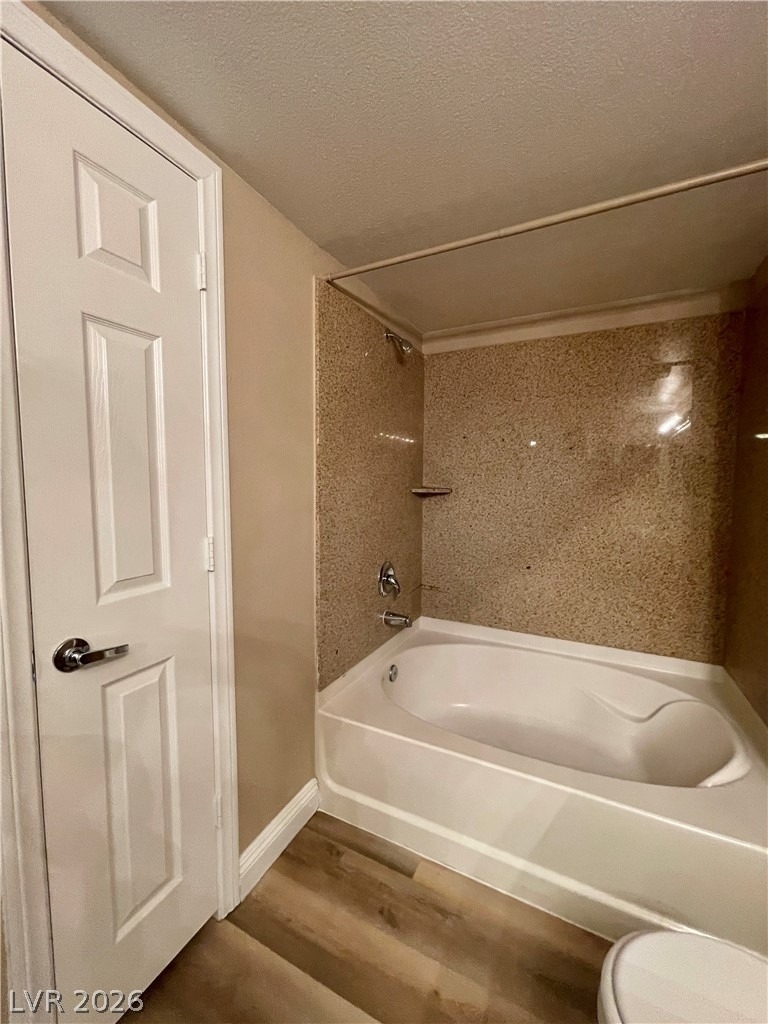 8000 Badura Avenue - Photo 17