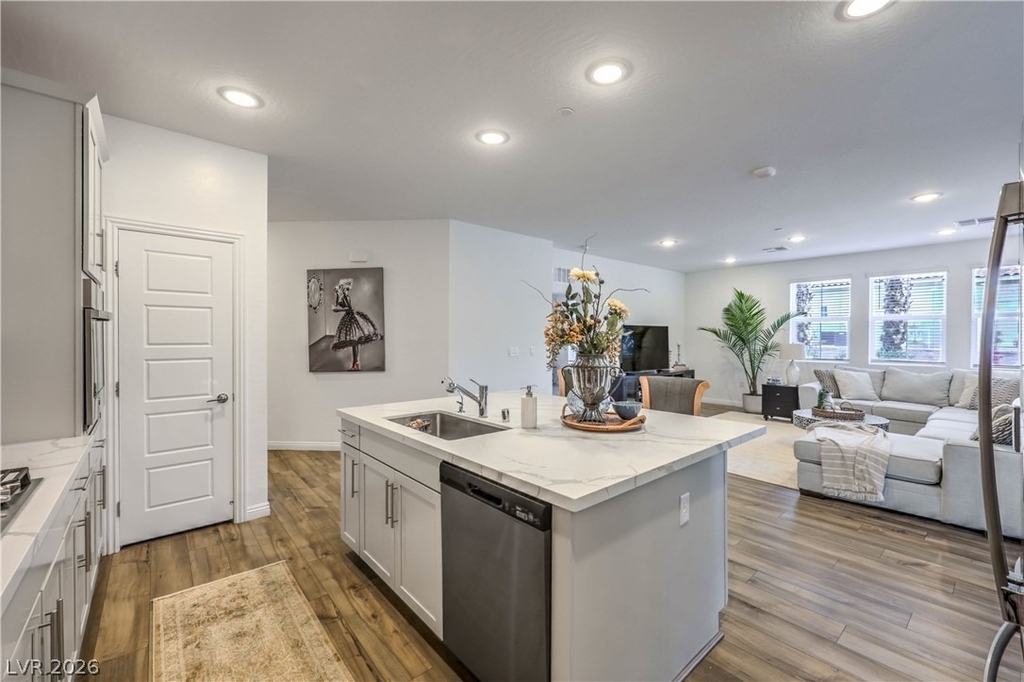 2555 Hampton Road - Photo 10