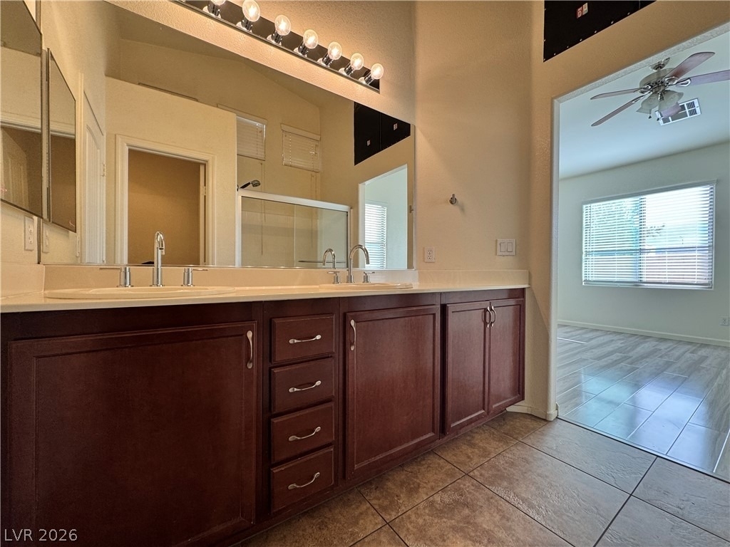 5512 Stelle Amore Street - Photo 19