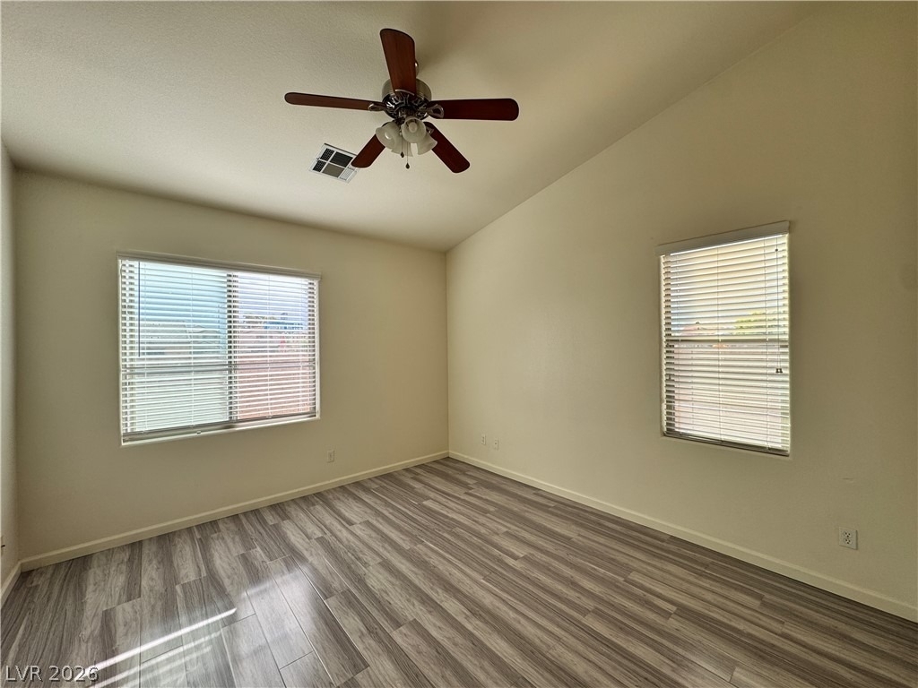 5512 Stelle Amore Street - Photo 9